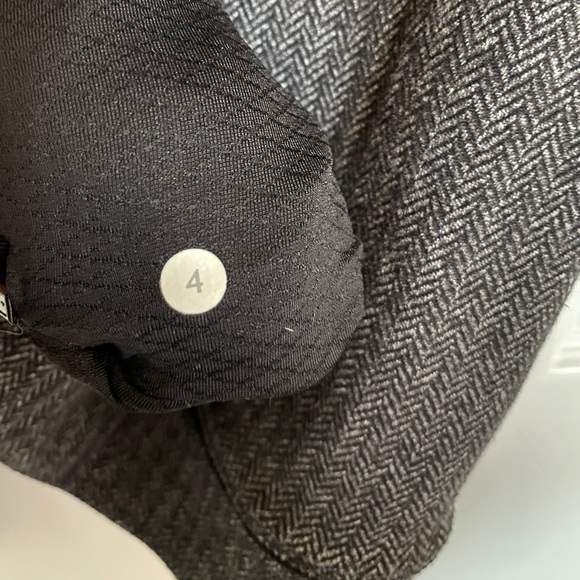 Lululemon long sleeve - Picture 3 of 3